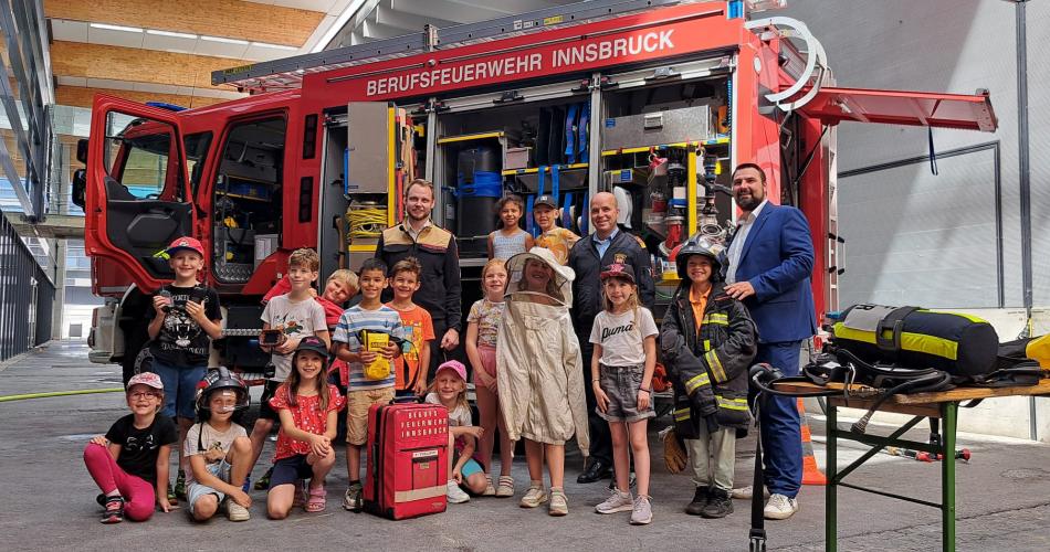 Kinder 1a auf der Weltenbummlermesse