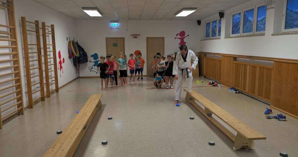 1. Klasse beim Taekwondo