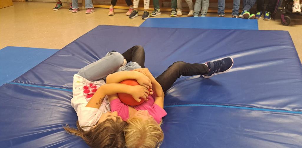 Kinder bei den Projekttagen Lernbereich "Taekwondo"