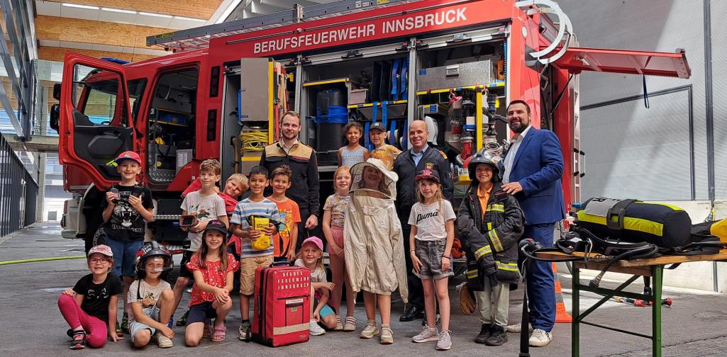 Kinder 1a auf der Weltenbummlermesse